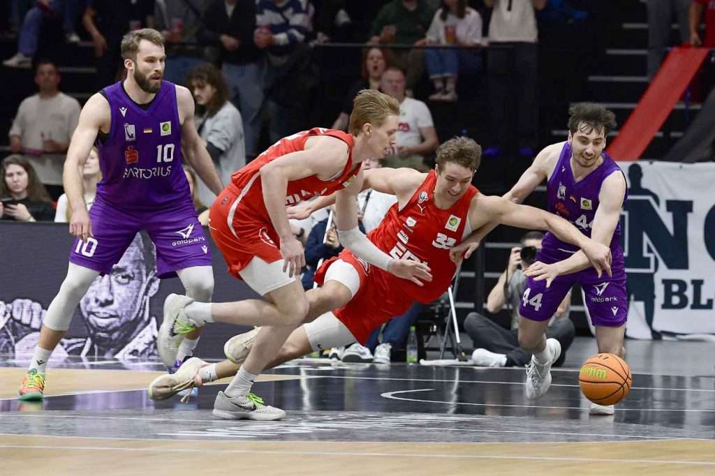 #bbl, #basketball, #proa, #nuernbergfalcons, #nuernberg, #falcons, #nbc, #kiametropolarena, #sparkassenuernberg, #nergie, #wbgnuernberg, #hofmannpersonal, #barmerliga, #nuebasketball, #vielfaltgewinnt, #keinfanohnejob, #norisblockers,