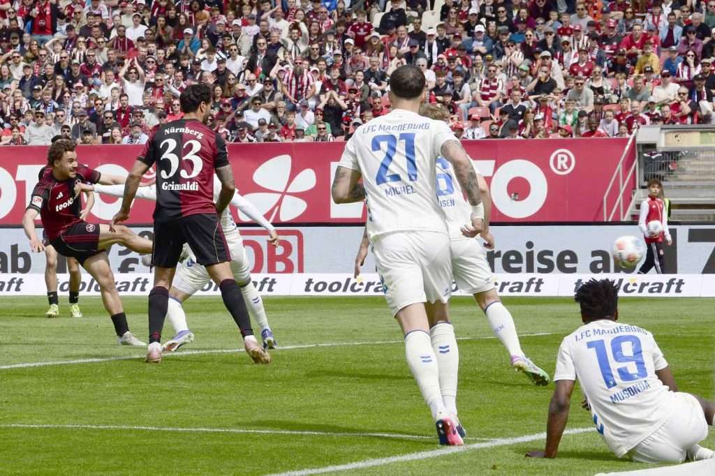 #Fußball, #Liga2, #Bundesliga, #DFL, #DFB, #Nürnberg, #1fcn, #fcn, #ClubHaus, #Stadion, #MaxMorlockStadion, #Fußball, #Ball, #Sport, #Fans, #Torjubel, #Ausschreitung, #Pyrotechnik, #Fahnen, #Fanblock, #Faszination, #Action, #Zweikampf, #Schiedsrichter, #Linienrichter, #FrankenBrunnen, #WolfHeizung, #NErgie, #toolcraft, #SparkasseNürnberg, #Freizeit, #Familie, #Zuschauer, #MaxMorlock, #Spielräume, #Stolperstein, #JenöKonradCup, #dielegendelebt, #Handball, #Boxen, #Tennis, #Schwimmen, #HandwerkerClub, #Handwerkerazubimesse, #azubimesse, #erstklaessleraktion, #125Jahre, #Jubiläum,