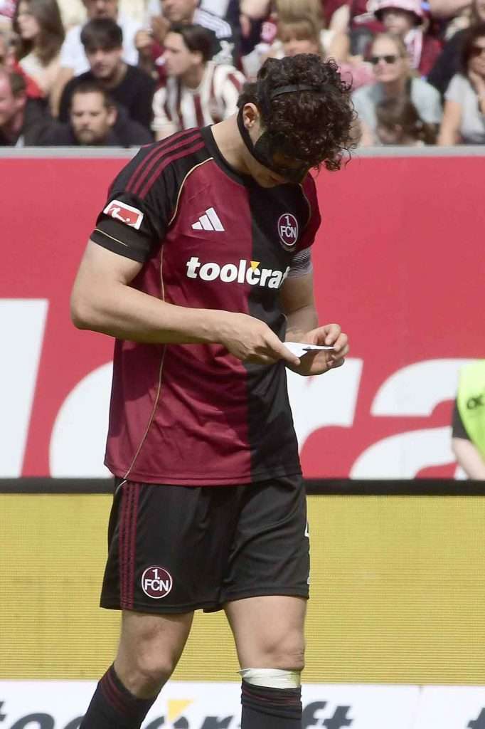 #Fußball, #Liga2, #Bundesliga, #DFL, #DFB, #Nürnberg, #1fcn, #fcn, #ClubHaus, #Stadion, #MaxMorlockStadion, #Fußball, #Ball, #Sport, #Fans, #Torjubel, #Ausschreitung, #Pyrotechnik, #Fahnen, #Fanblock, #Faszination, #Action, #Zweikampf, #Schiedsrichter, #Linienrichter, #FrankenBrunnen, #WolfHeizung, #NErgie, #toolcraft, #SparkasseNürnberg, #Freizeit, #Familie, #Zuschauer, #MaxMorlock, #Spielräume, #Stolperstein, #JenöKonradCup, #dielegendelebt, #Handball, #Boxen, #Tennis, #Schwimmen, #HandwerkerClub, #Handwerkerazubimesse, #azubimesse, #erstklaessleraktion, #125Jahre, #Jubiläum,