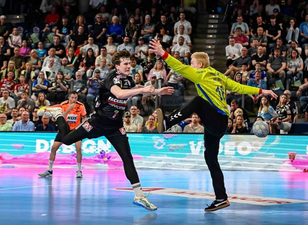 #Handballbundesliga, #LiquiMoly, #HCErlangen, #Handball, #HBL, #Nuremberg, #Erlangen, #ArenaNürnbergerVersicherung, #heitec, #Fackelmann, #Aichinger, #BarthHaas, #Bodin, #MaxBögl, #Bionorica, #Hemmersbach, #hlstudios, #HofmannPersonal, #LauerEuromovers, #Mauss, #pensionsolution, #Schultheiß, #SontowskiPartner, #Tucher, #Wild Panda, #hce, #ball, #tor, #zuschauer, #fans, #vielfaltgewinnt, #keinfanohnejob,