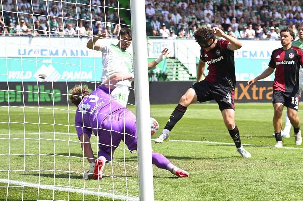 #Fussball, #Bundesliga, #DFL, #Liga2, #FCN, #SGF, #Club, #Kleeblatt, #MaxMorlockStadion, #NErgie, #SparkasseNürnberg, #SportparkRonhof, #HofmannPersonal, #Nürnberg, #Fürth, #Derby, #ball, #stadion, #zuschauer, #fans, #tor, #vielfaltgewinnt, #keinfanohnejob, #sgffcn,