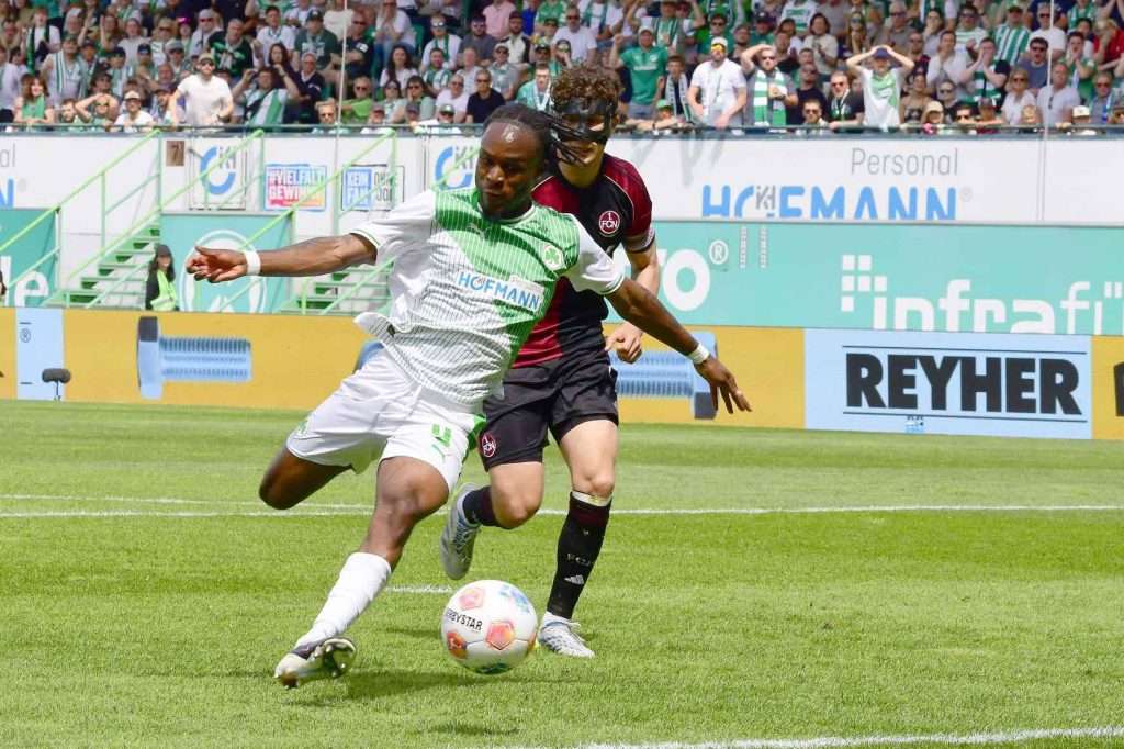 #Fussball, #Bundesliga, #DFL, #Liga2, #FCN, #SGF, #Club, #Kleeblatt, #MaxMorlockStadion, #NErgie, #SparkasseNürnberg, #SportparkRonhof, #HofmannPersonal, #Nürnberg, #Fürth, #Derby, #ball, #stadion, #zuschauer, #fans, #tor, #vielfaltgewinnt, #keinfanohnejob, #sgffcn,