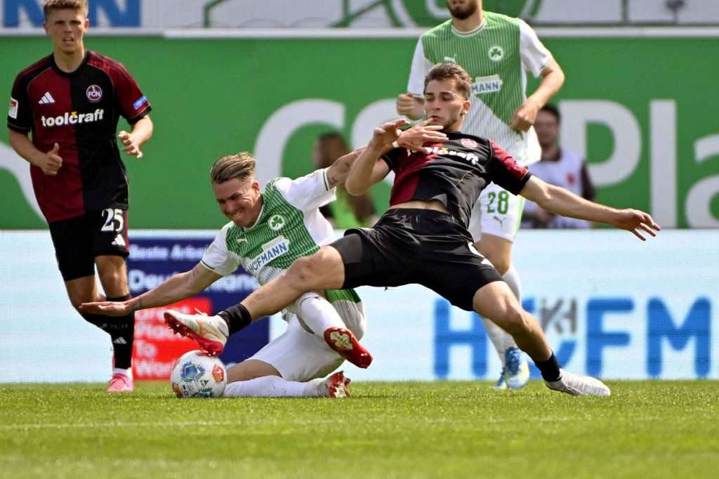 #Fussball, #Bundesliga, #DFL, #Liga2, #FCN, #SGF, #Club, #Kleeblatt, #MaxMorlockStadion, #NErgie, #SparkasseNürnberg, #SportparkRonhof, #HofmannPersonal, #Nürnberg, #Fürth, #Derby, #ball, #stadion, #zuschauer, #fans, #tor, #vielfaltgewinnt, #keinfanohnejob, #sgffcn,