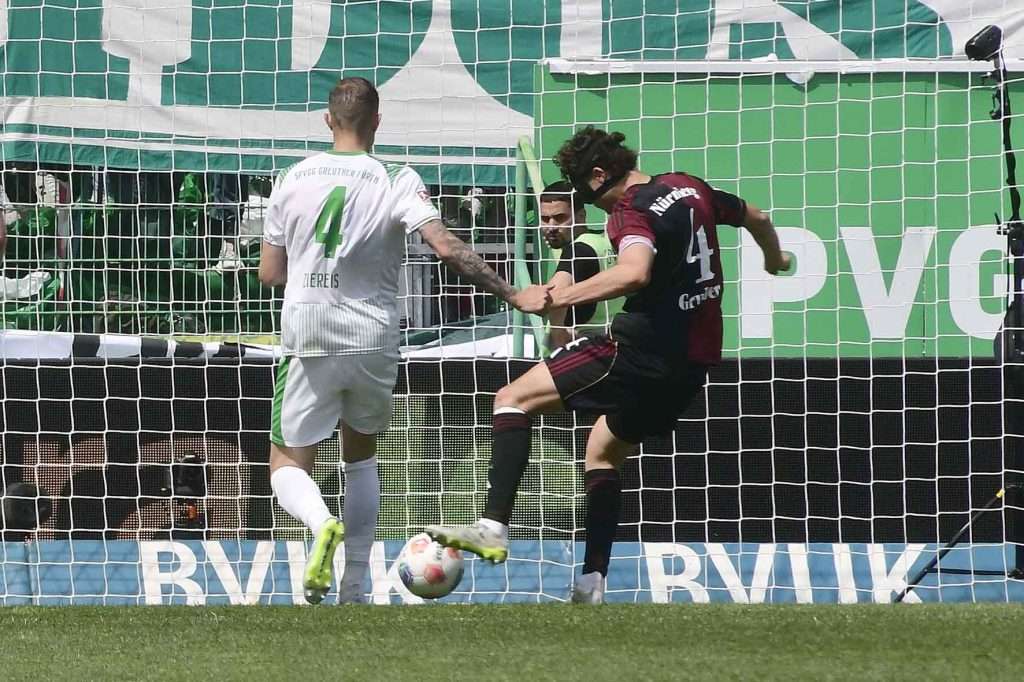 #Fussball, #Bundesliga, #DFL, #Liga2, #FCN, #SGF, #Club, #Kleeblatt, #MaxMorlockStadion, #NErgie, #SparkasseNürnberg, #SportparkRonhof, #HofmannPersonal, #Nürnberg, #Fürth, #Derby, #ball, #stadion, #zuschauer, #fans, #tor, #vielfaltgewinnt, #keinfanohnejob, #sgffcn,