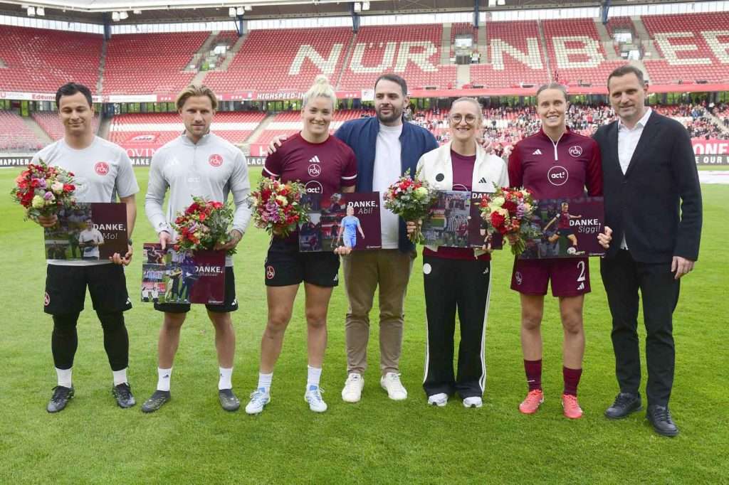 #Fußball, #Liga1, #Bundesliga, #DFL, #DFB, #Nürnberg, #1fcn, #fcn, #damen, #frauen, #Stadion, #MaxMorlockStadion, #Ball, #Sport, #Fans, #Jubel, #Torjubel, #Fahnen, #Fanblock, #Faszination, #Action, #Zweikampf, #Schiedsrichter, #Linienrichter, #SparkasseNürnberg, #NErgie, #Zuschauer, #fussball,