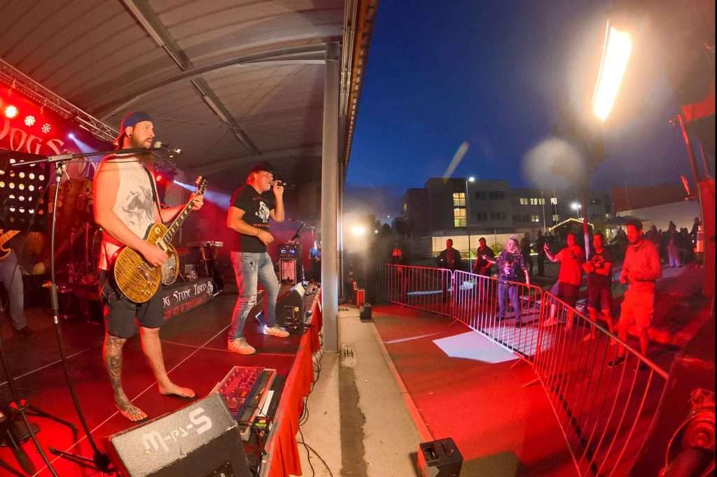 #DogStoneTired, #Eibanesen, #Rocknacht2026, #NürnbergRockt, #Eibach, #CoverRock, #LiveMusikNürnberg, #OpenAirNürnberg, #MetropolregionNürnberg, #KärwaStimmung, #DSTLive, #dogstonetired, #dieeibanesen, #rockmusic,