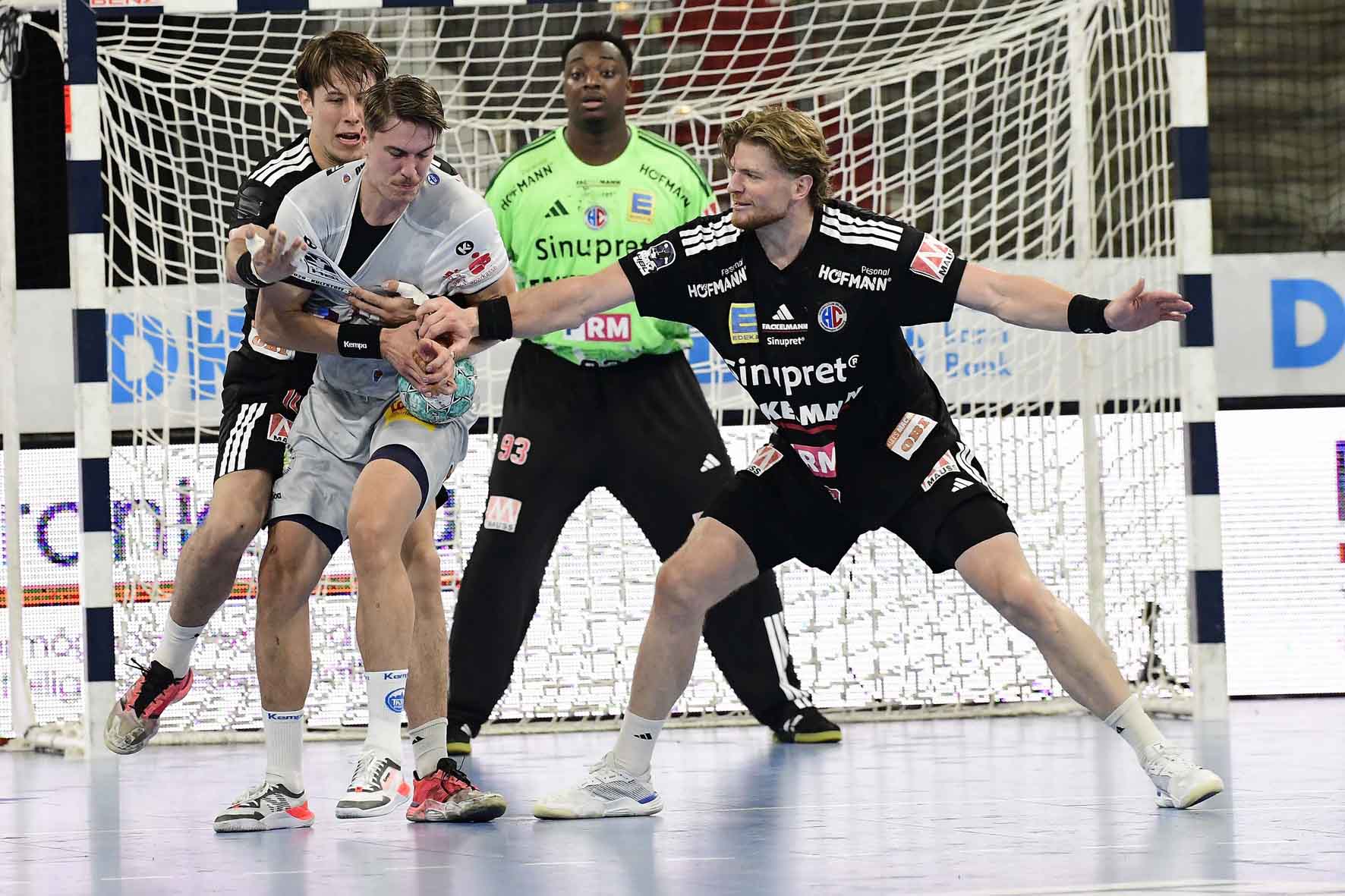 #Handballbundesliga, #LiquiMoly, #HCErlangen, #Handball, #HBL, #Nuremberg, #Erlangen, #ArenaNürnbergerVersicherung, #heitec, #Fackelmann, #Aichinger, #BarthHaas, #Bodin, #MaxBögl, #Bionorica, #Hemmersbach, #hlstudios, #HofmannPersonal, #LauerEuromovers, #Mauss, #pensionsolution, #Schultheiß, #SontowskiPartner, #Tucher, #Wild Panda, #hce, #ball, #tor, #zuschauer, #fans, #vielfaltgewinnt, #keinfanohnejob,