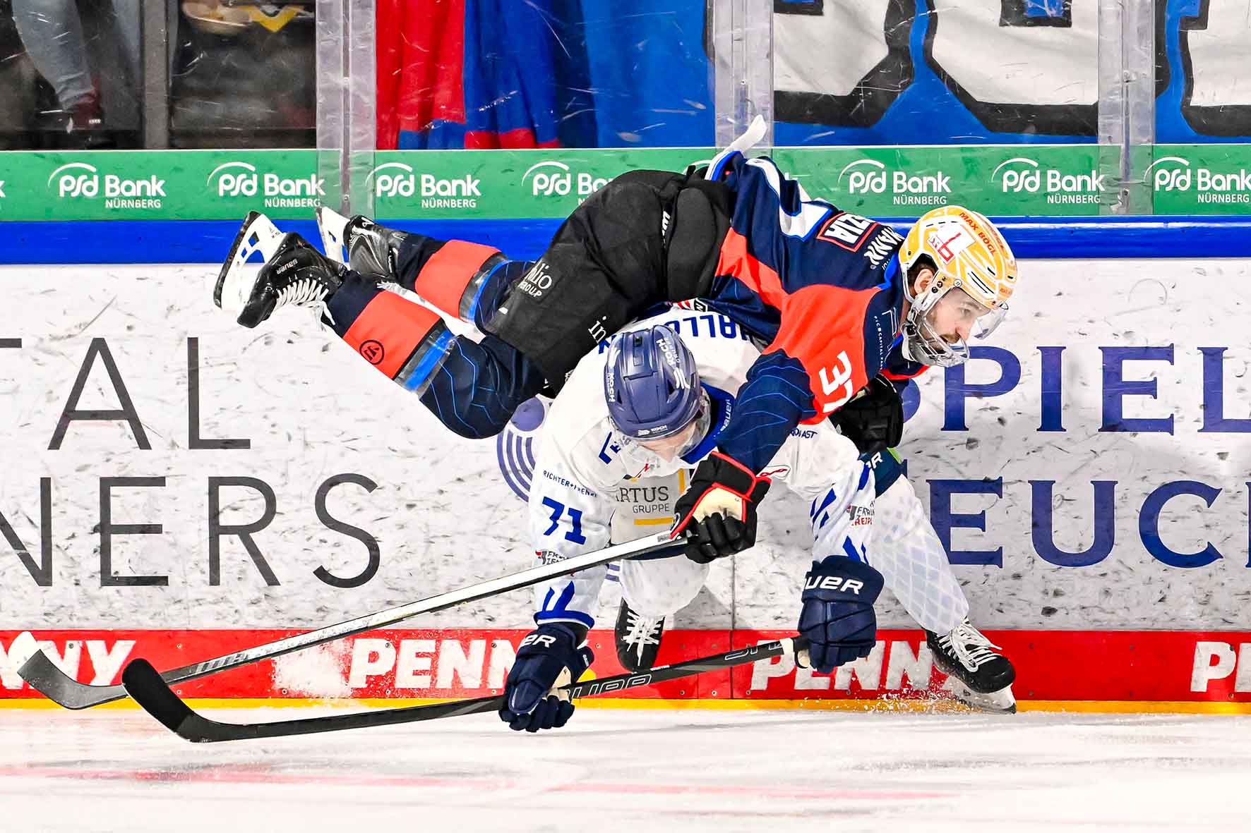 #del, #eishockey, #nit, #nuernbergicetigers, #icetigers, #puck, #pucki, #maskottchen, #nuernberg, #arena, #tor, #zuschauer, #fans, #hofmannpersonal, #vielfaltgewinnt, #keinfanohnejob, #bodin, #nergie, #wbgnuernberg, #martinroth, #liebichpartner,