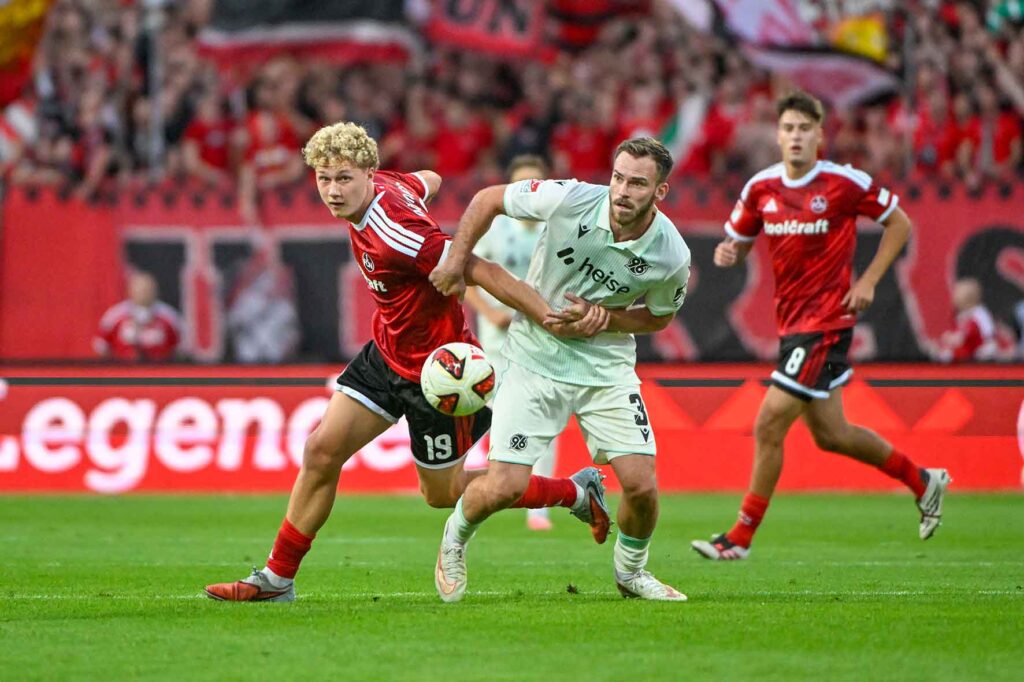 #Fußball, #Liga2, #Bundesliga, #DFL, #DFB, #Nürnberg, #1FCNürnberg, #1fcn, #fcn, #Club, #ClubHaus, #Stadion, #MaxMorlockStadion, #Fußball, #Ball, #Sport, #Fans, #Torjubel, #Ausschreitung, #Pyrotechnik, #Fahnen, #Fanblock, #Ultras, #Faszination, #Action, #Zweikampf, #Schiedsrichter, #Linienrichter, #FrankenBrunnen, #NErgie, #SparkasseNürnberg, #KupferMetzgermarkt, #Freizeit, #Familie, #Zuschauer, #MaxMorlock, #Spielräume, #Stolperstein, #JenöKonradCup, #dielegendelebt, #HandwerkerClub, #Handwerkerazubimesse, #azubimesse, #erstklaessleraktion, #126Jahre, #Jubiläum,