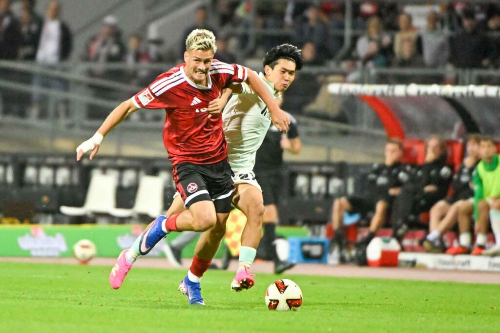 #Fußball, #Liga2, #Bundesliga, #DFL, #DFB, #Nürnberg, #1FCNürnberg, #1fcn, #fcn, #Club, #ClubHaus, #Stadion, #MaxMorlockStadion, #Fußball, #Ball, #Sport, #Fans, #Torjubel, #Ausschreitung, #Pyrotechnik, #Fahnen, #Fanblock, #Ultras, #Faszination, #Action, #Zweikampf, #Schiedsrichter, #Linienrichter, #FrankenBrunnen, #NErgie, #SparkasseNürnberg, #KupferMetzgermarkt, #Freizeit, #Familie, #Zuschauer, #MaxMorlock, #Spielräume, #Stolperstein, #JenöKonradCup, #dielegendelebt, #HandwerkerClub, #Handwerkerazubimesse, #azubimesse, #erstklaessleraktion, #126Jahre, #Jubiläum,