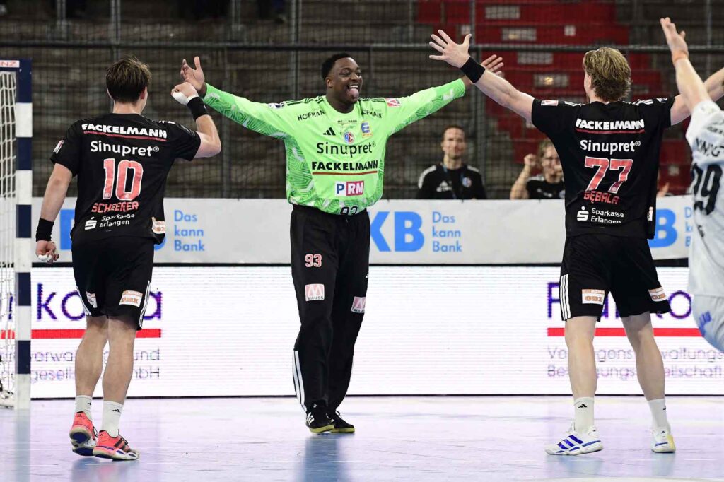 #Handballbundesliga, #LiquiMoly, #HCErlangen, #Handball, #HBL, #Nuremberg, #Erlangen, #ArenaNürnbergerVersicherung, #heitec, #Fackelmann, #Aichinger, #BarthHaas, #Bodin, #MaxBögl, #Bionorica, #Hemmersbach, #hlstudios, #HofmannPersonal, #LauerEuromovers, #Mauss, #pensionsolution, #Schultheiß, #SontowskiPartner, #Tucher, #Wild Panda, #hce, #ball, #tor, #zuschauer, #fans, #vielfaltgewinnt, #keinfanohnejob,