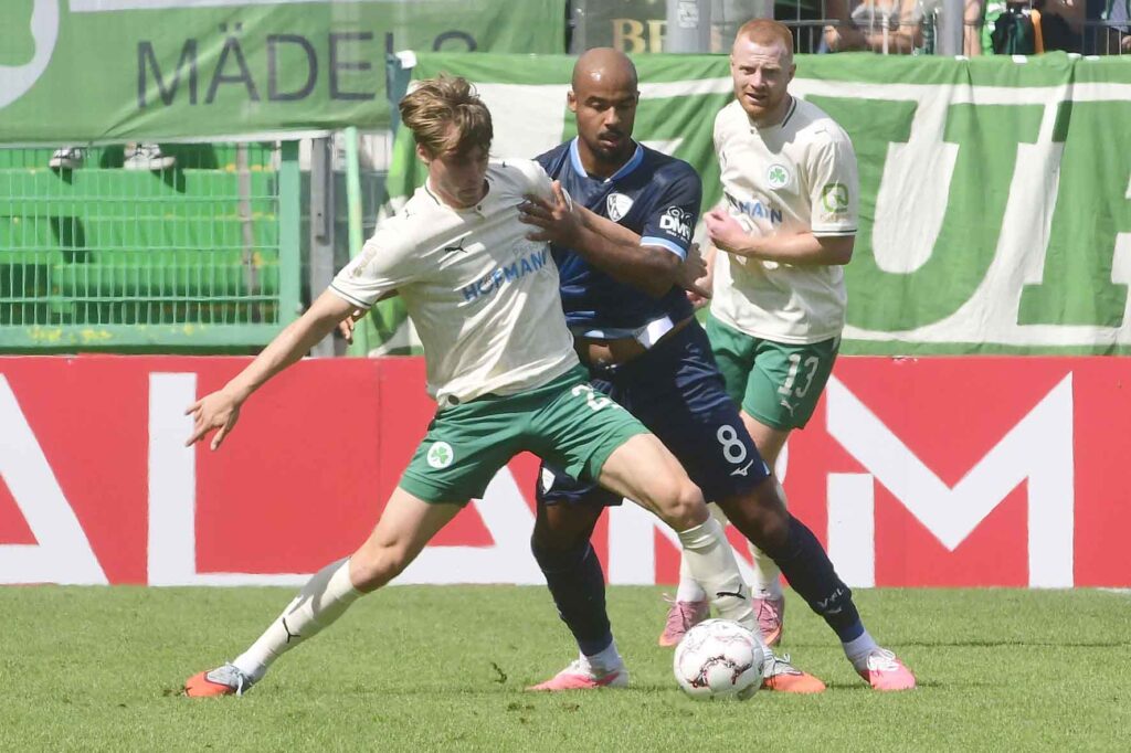 #Fussball, #Bundesliga, #DFL, #Liga2, #GreutherFürth, #sgf, #SportparkRonhof, #Kleeblatt, #HofmannPersonal, #BruderSpielwaren, #FrankenBrunnen, #GrünerBier, #RosicImmobilien, #simbadickiegroup, #Swietelsky, #WildPanda, #Fürth, #ball, #stadion, #zuschauer, #fans, #tor, #vielfaltgewinnt, #keinfanohnejob,