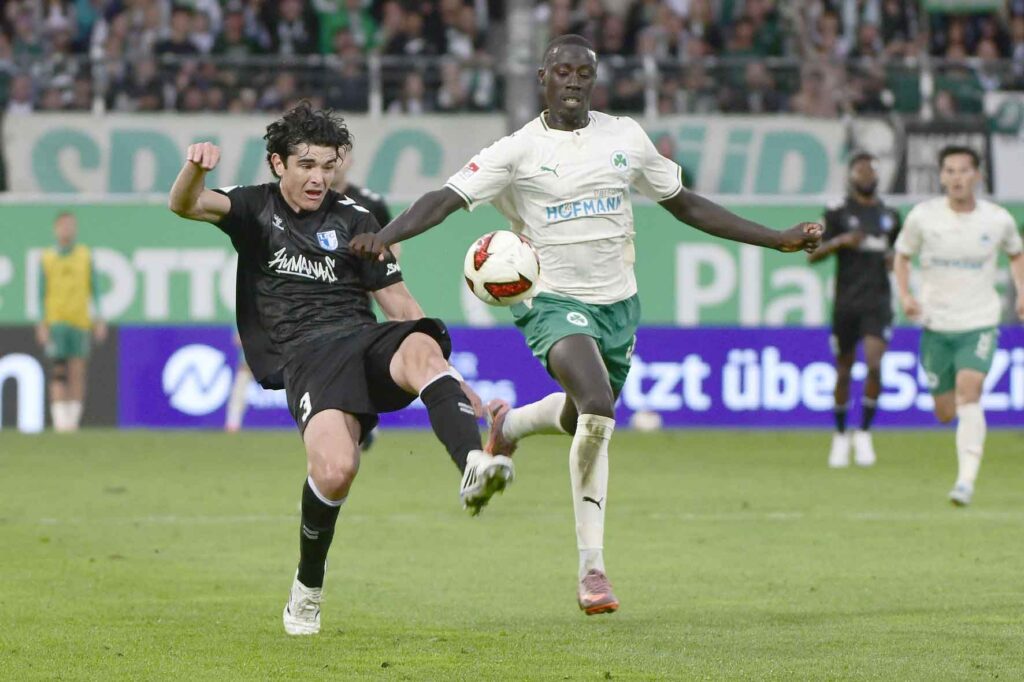 #Fussball, #Bundesliga, #DFL, #Liga2, #GreutherFürth, #sgf, #SportparkRonhof, #Kleeblatt, #HofmannPersonal, #BruderSpielwaren, #FrankenBrunnen, #GrünerBier, #RosicImmobilien, #simbadickiegroup, #Swietelsky, #WildPanda, #Fürth, #ball, #stadion, #zuschauer, #fans, #tor, #vielfaltgewinnt, #keinfanohnejob,