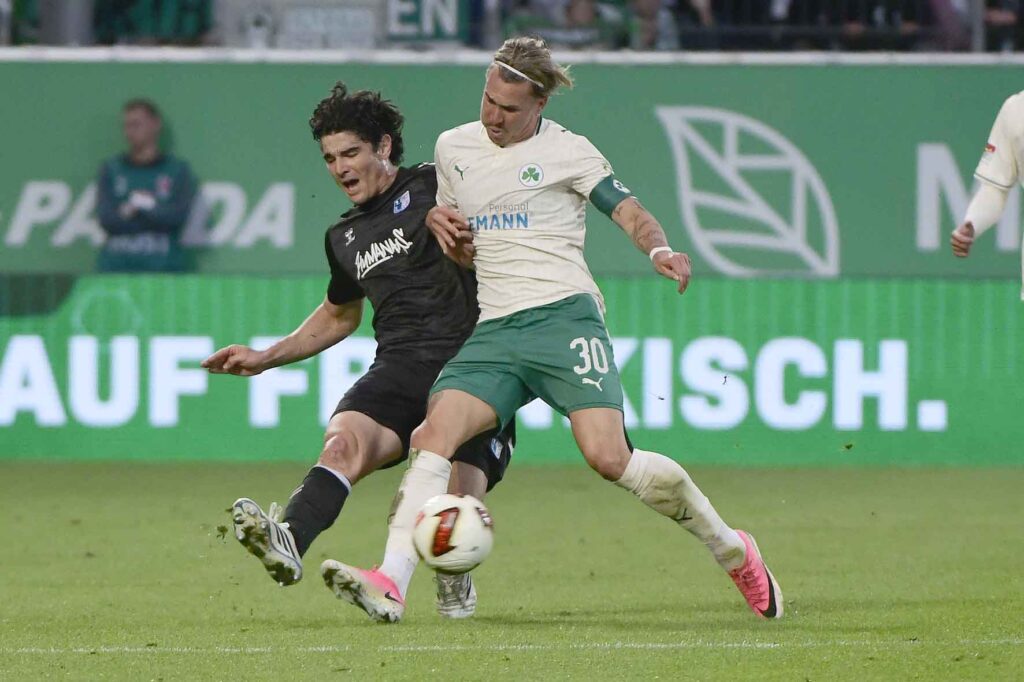 #Fussball, #Bundesliga, #DFL, #Liga2, #GreutherFürth, #sgf, #SportparkRonhof, #Kleeblatt, #HofmannPersonal, #BruderSpielwaren, #FrankenBrunnen, #GrünerBier, #RosicImmobilien, #simbadickiegroup, #Swietelsky, #WildPanda, #Fürth, #ball, #stadion, #zuschauer, #fans, #tor, #vielfaltgewinnt, #keinfanohnejob,