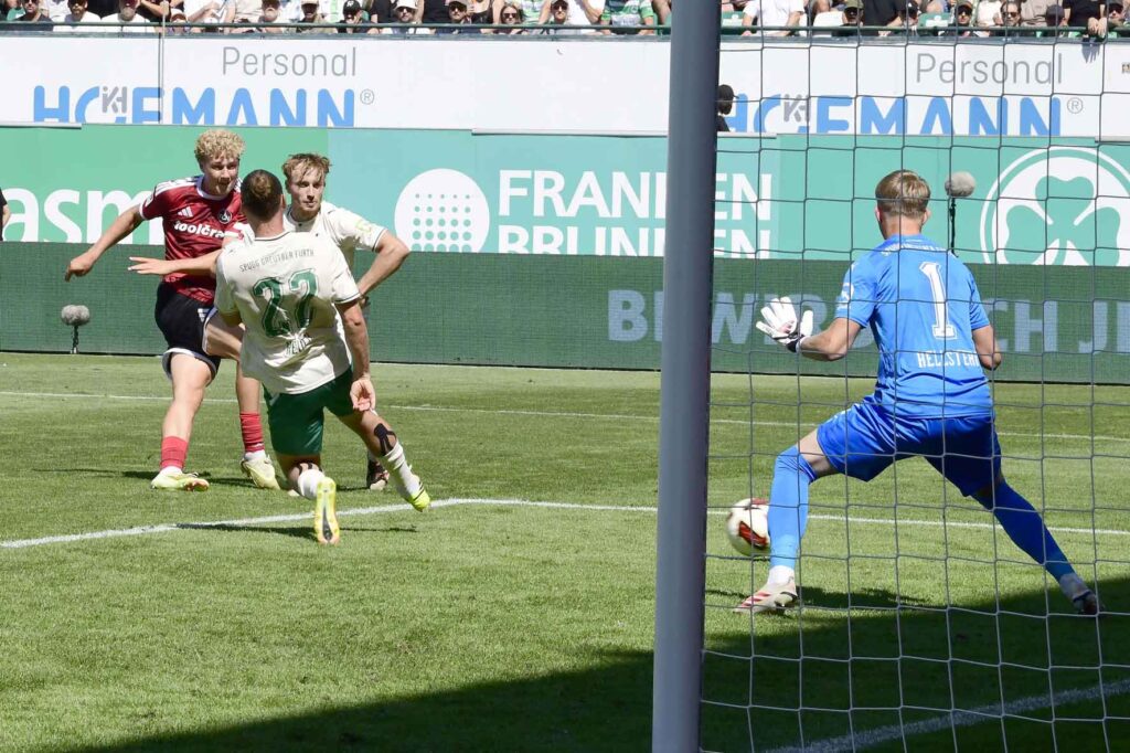 #Fussball, #Bundesliga, #DFL, #Liga2, #FCN, #SGF, #Club, #Kleeblatt, #MaxMorlockStadion, #NErgie, #SparkasseNürnberg, #SportparkRonhof, #HofmannPersonal, #Nürnberg, #Fürth, #Derby, #ball, #stadion, #zuschauer, #fans, #tor, #vielfaltgewinnt, #keinfanohnejob, #sgffcn,