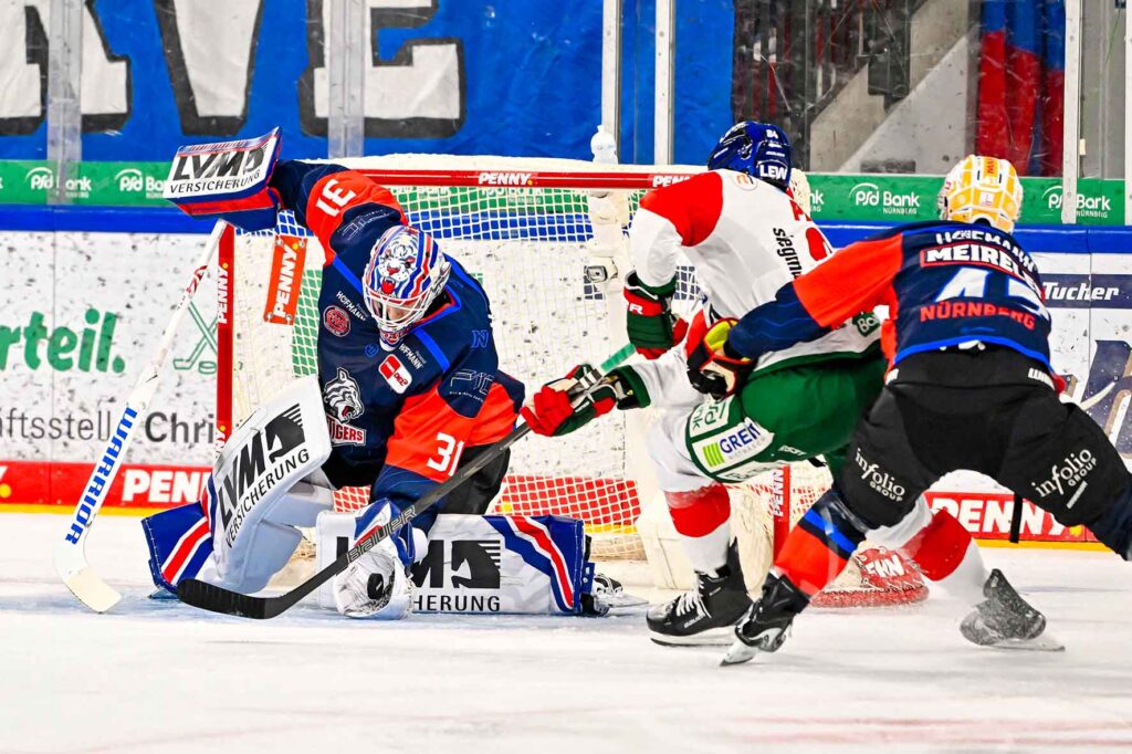 #del, #eishockey, #nit, #nuernbergicetigers, #icetigers, #puck, #pucki, #maskottchen, #nuernberg, #arena, #tor, #zuschauer, #fans, #hofmannpersonal, #vielfaltgewinnt, #keinfanohnejob, #bodin, #nergie, #wbgnuernberg, #martinroth, #liebichpartner,