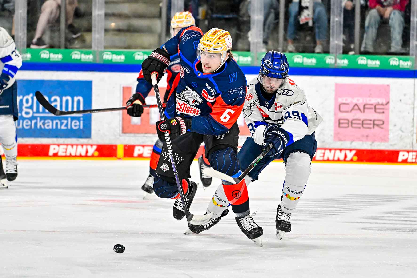 #del, #eishockey, #nit, #nuernbergicetigers, #icetigers, #puck, #pucki, #maskottchen, #nuernberg, #arena, #tor, #zuschauer, #fans, #hofmannpersonal, #vielfaltgewinnt, #keinfanohnejob, #bodin, #nergie, #wbgnuernberg, #martinroth, #liebichpartner,