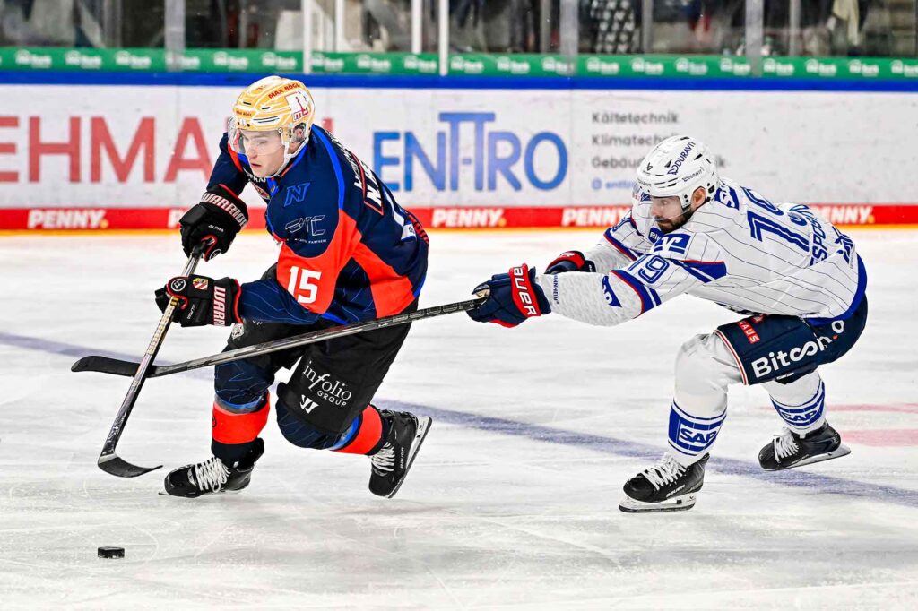 #del, #eishockey, #nit, #nuernbergicetigers, #icetigers, #puck, #pucki, #maskottchen, #nuernberg, #arena, #tor, #zuschauer, #fans, #hofmannpersonal, #vielfaltgewinnt, #keinfanohnejob, #bodin, #nergie, #wbgnuernberg, #martinroth, #liebichpartner,