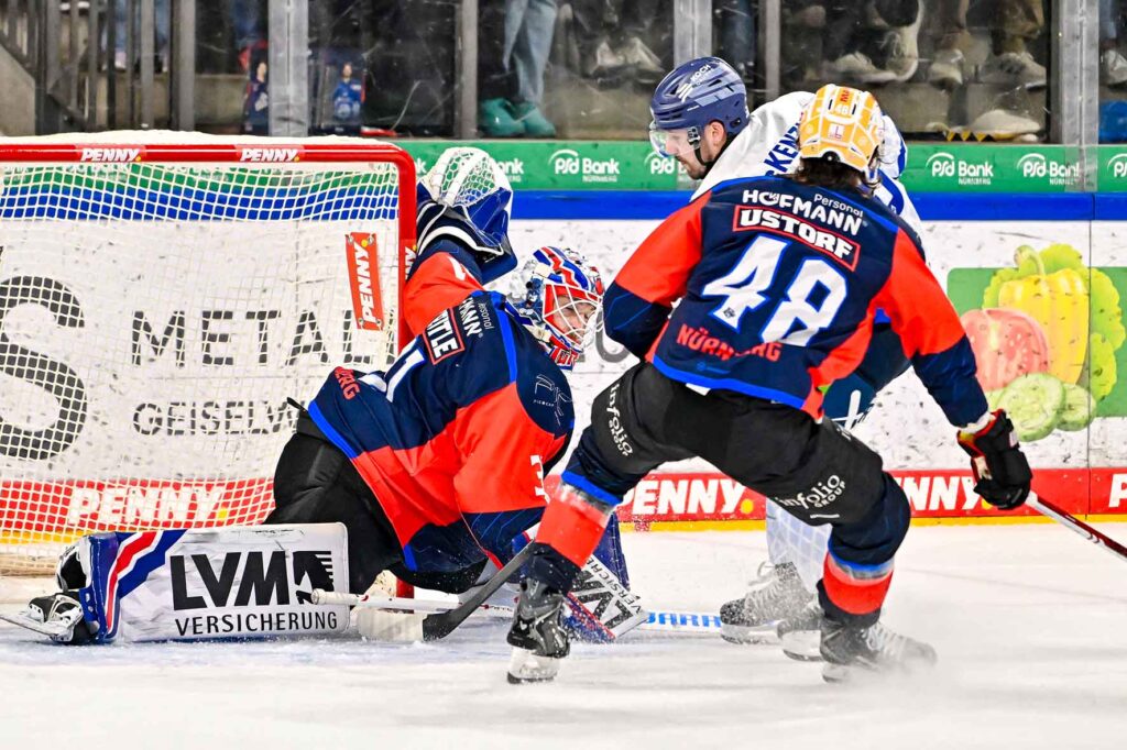 #del, #eishockey, #nit, #nuernbergicetigers, #icetigers, #puck, #pucki, #maskottchen, #nuernberg, #arena, #tor, #zuschauer, #fans, #hofmannpersonal, #vielfaltgewinnt, #keinfanohnejob, #bodin, #nergie, #wbgnuernberg, #martinroth, #liebichpartner,