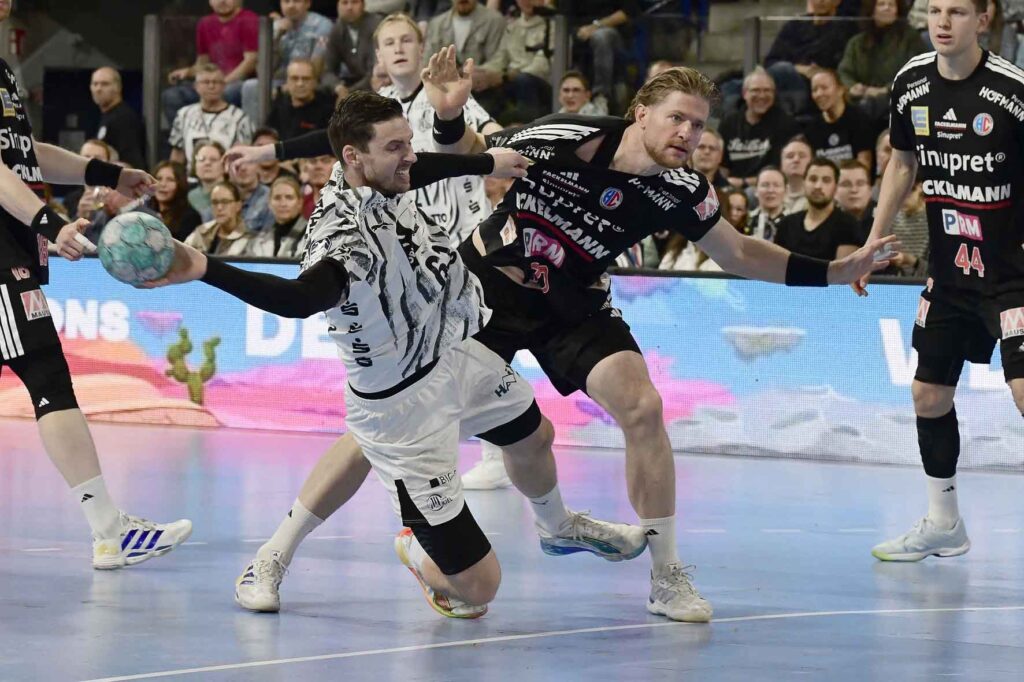#Handballbundesliga, #LiquiMoly, #HCErlangen, #Handball, #HBL, #Nuremberg, #Erlangen, #heitec, #Fackelmann, #Aichinger, #BarthHaas, #Bodin, #Bionorica, #Hemmersbach, #hlstudios, #HofmannPersonal, #Mauss, #pensionsolution, #SontowskiPartner, #Wild Panda, #hce, #ball, #tor, #zuschauer, #fans, #vielfaltgewinnt, #keinfanohnejob,