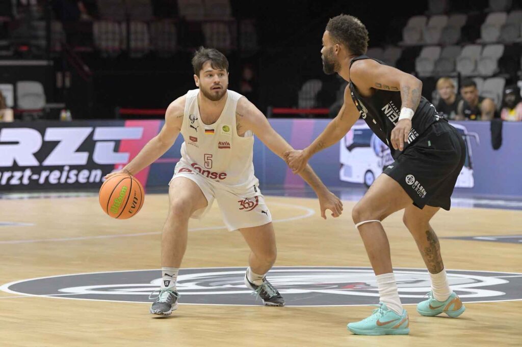 #bbl, #basketball, #proa, #nuernbergfalcons, #nuernberg, #falcons, #nbc, #kiametropolarena, #sparkassenuernberg, #nergie, #wbgnuernberg, #hofmannpersonal, #barmerliga, #nuebasketball, #vielfaltgewinnt, #keinfanohnejob, #norisblockers,