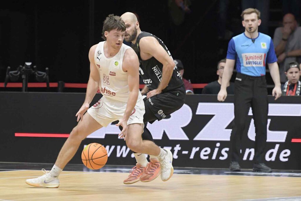 #bbl, #basketball, #proa, #nuernbergfalcons, #nuernberg, #falcons, #nbc, #kiametropolarena, #sparkassenuernberg, #nergie, #wbgnuernberg, #hofmannpersonal, #barmerliga, #nuebasketball, #vielfaltgewinnt, #keinfanohnejob, #norisblockers,