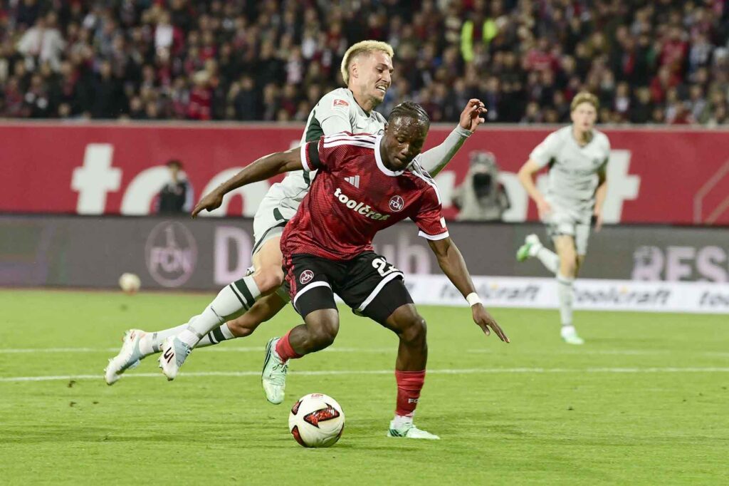 #Fußball, #Liga2, #Bundesliga, #DFL, #DFB, #Nürnberg, #1FCNürnberg, #1fcn, #fcn, #Club, #ClubHaus, #Stadion, #MaxMorlockStadion, #Fußball, #Ball, #Sport, #Fans, #Torjubel, #Ausschreitung, #Pyrotechnik, #Fahnen, #Fanblock, #Ultras, #Faszination, #Action, #Zweikampf, #Schiedsrichter, #Linienrichter, #FrankenBrunnen, #NErgie, #SparkasseNürnberg, #KupferMetzgermarkt, #Freizeit, #Familie, #Zuschauer, #MaxMorlock, #Spielräume, #Stolperstein, #JenöKonradCup, #dielegendelebt, #HandwerkerClub, #Handwerkerazubimesse, #azubimesse, #erstklaessleraktion, #126Jahre, #Jubiläum,