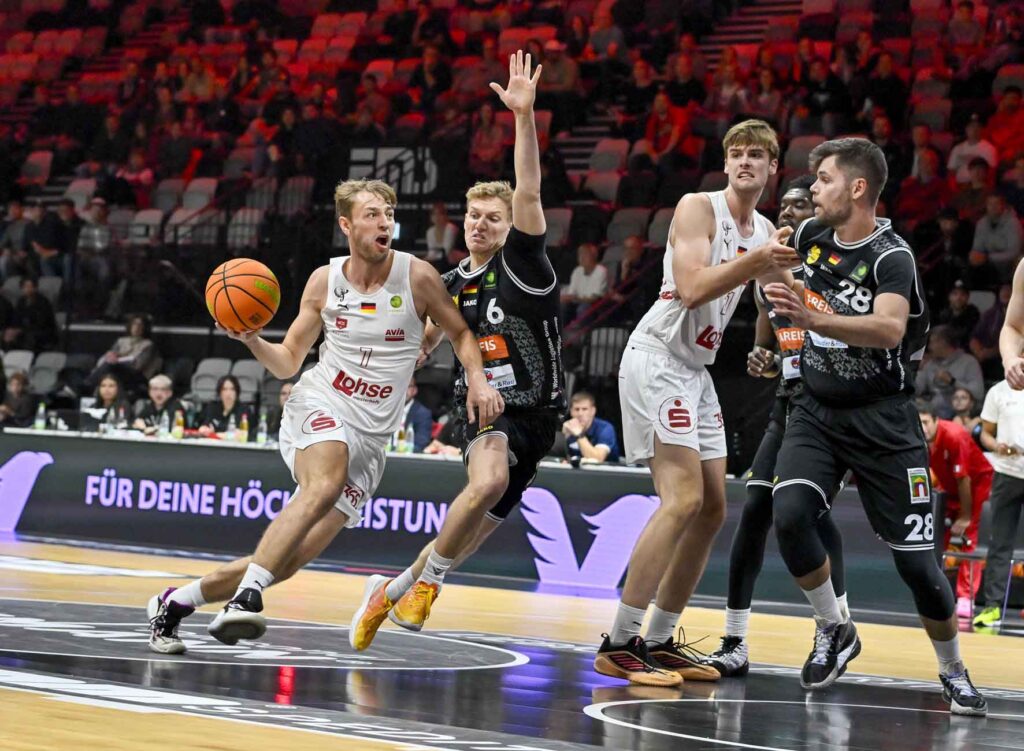 #bbl, #basketball, #proa, #nuernbergfalcons, #nuernberg, #falcons, #nbc, #kiametropolarena, #sparkassenuernberg, #nergie, #wbgnuernberg, #hofmannpersonal, #barmerliga, #nuebasketball, #vielfaltgewinnt, #keinfanohnejob, #norisblockers,