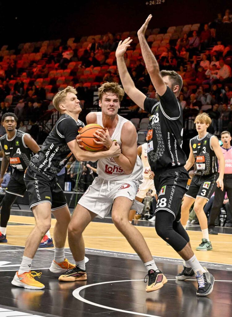 #bbl, #basketball, #proa, #nuernbergfalcons, #nuernberg, #falcons, #nbc, #kiametropolarena, #sparkassenuernberg, #nergie, #wbgnuernberg, #hofmannpersonal, #barmerliga, #nuebasketball, #vielfaltgewinnt, #keinfanohnejob, #norisblockers,